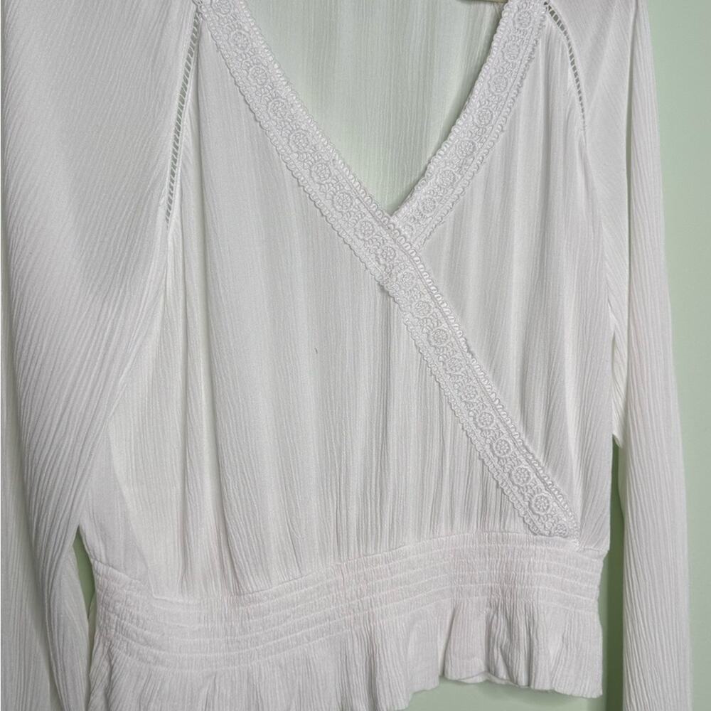 H&M White Divided Embroidered Top Size 12 - Picture 6 of 11